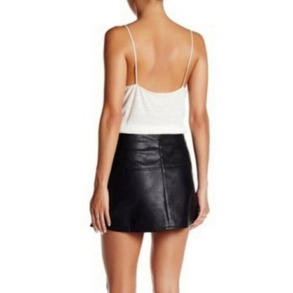 Jolt vegan faux leather black mini skirt size 9 NWOT - Picture 2 of 6
